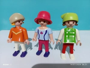 PLAYMOBIL x3 FIGURAS NIÑAS ESCOLARES ESCOLAR ESCUELA PARQUE FIGURA NIÑA JARDIN - Imagen 1 de 1