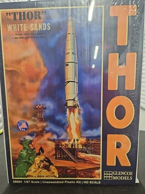 Glencoe THOR Missle & Launch Pad - Plastic Model Spacecraft Kit - 1/87 - Image 1 of 4
