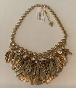 Betsey Johnson ANGELS &  WINGS FEATHERED BIB NECKLACE NWT