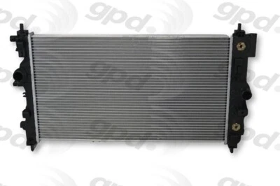Radiador Global Parts para Chevrolet 13197C Foto 1 de 4