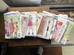 Vintage Sewing Patterns Lot 3 Women Simplicity Butterick McCall's - Picture 1 of 8