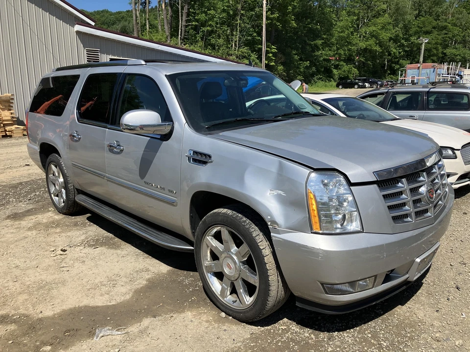 14 ESCALADE ESV Rear Drive Shaft 4x4 Foto 1 de 4