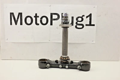 Yamaha FZ6R FZ6 2009-2017 OEM triple árbol inferior vástago de dirección horquilla abrazadera STR8 Foto 1 de 4