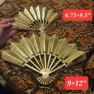Paar Vintage Messing Klappventilatoren verziert Metall Wanddekor • asiatischer Stil - 9 & 12 Zoll - Bild 1 von 4