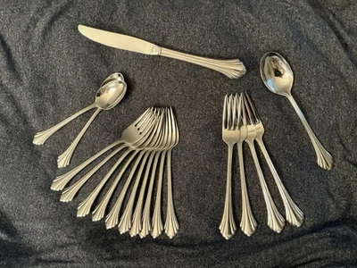 18 Pieces Oneida USA BANCROFT Stainless Flatware Salad Dinner Forks Spoons Knife - Image 1 of 4