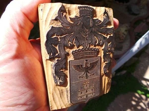 DE CAPITANI Family Name Crest ITALY Italian Woodblock Engraved Vintage Block - Bild 1 von 11