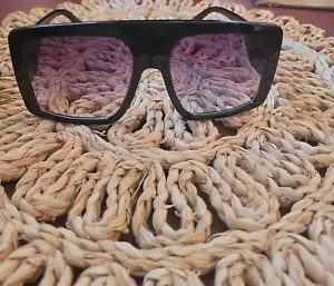 sunglasses - Picture 1 of 2