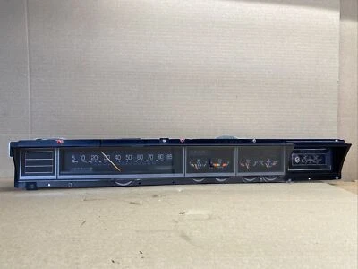 Oldsmobile 88 1987 velocímetro clúster con indicadores 85.320 millas Foto 1 de 4