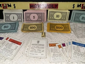 1946 VINTAGE Monopoly Property Cards Complete, Money & 1 Dice - Picture 1 of 5