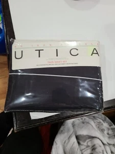 Utica Pipeline Twin Sheet Set Black No Iron Luxury 250 Percale Cotton/Poly NEW - Picture 1 of 6