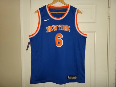 Youth XL (18/20) Nike Kristaps Porzingis NY Knicks Icon Edition Swingman Jersey Cover