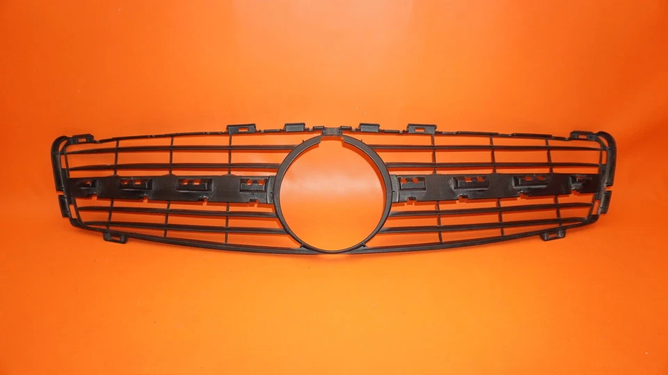 REJILLA MERCEDES BENZ CLS550 2012 2013 2014 A218 888 0023 OEM Foto 1 de 4