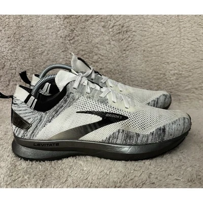 Zapatillas deportivas Brooks Levitate 5 para mujer blancas negras talla 9,5 Foto 1 de 4