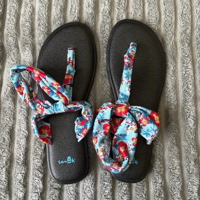 Multi Color Designed Sanuk Flip Flops. — 第 1/2 张图片