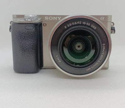 Sony ILCE-6000L Spiegellose Kamera - Guter Zustand - Bild 1 von 4
