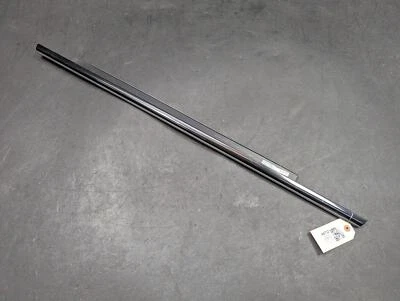 Moldura de cinturón de ventana de puerta trasera derecha 2018 Audi A6 4G0853764KT94 2014 2015-2017 Foto 1 de 4