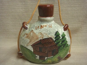 Handcrafted GLAZED POTTERY FLASK w/Strap - Log Cabin Mountain Scene LA BRESSE - Picture 1 of 10
