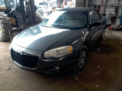 01 02 03 04 Brazo de control inferior derecho CHRYSLER SEBRING Foto 1 de 4