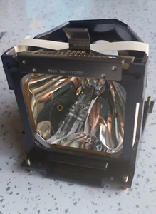 610-303-5826/POA-LMP53 Lampe für SANYO PLC-SE15 BILLIGSTES AUF EBAY - Bild 1 von 4