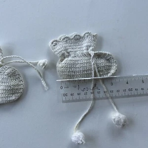 Vintage Mid Century Crochet White Baby Booties With Pom Poms - Picture 1 of 5