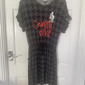 George Disney Cruella de Vil Ladies Dress - Picture 1 of 4