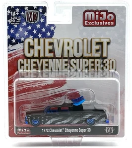 M2 MACHINES CHASE ‘73 CHEVY CHEYENNE SUPER 30 DUALLY SQUAREBODY STARTS & STRIPES - Picture 1 of 3