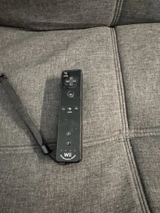Black OEM Nintendo Wii Remote Motion Plus Controller RVL-036 With Cover Works - Picture 1 of 6