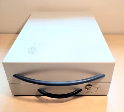 Acoplador de antena universal Wavetek RF Shield y Will'tek Willtek 4910 Foto 1 de 4