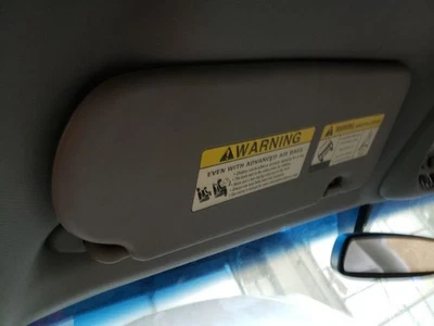 Driver Sun Visor Without Illumination Fits 08-09 SORENTO 891755 - Image 1 of 4