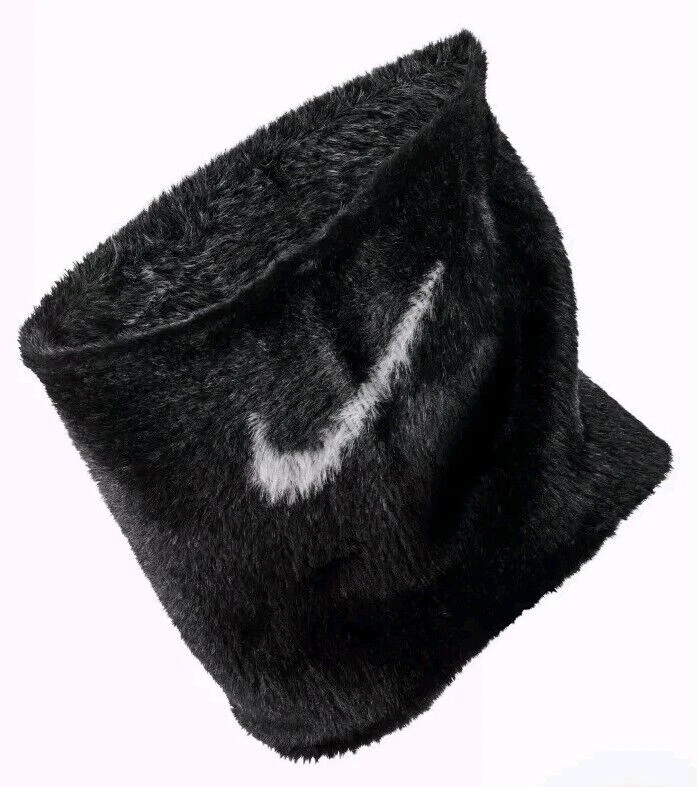 Nike Unisex Plush Knit Infinity Scarf N1008869-010 Black/White One Size
