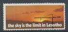LESOTHO, rare vignette inutilisée timbre cendrillon « le ciel est la limite au Lesotho »