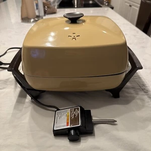 VTG West Bend 11" Electric Skillet Yellow Completely Immersible Working - Picture 1 of 5