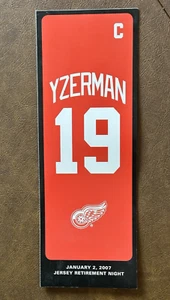 Steve Yzerman Detroit Red Wings Jersey Retirement Night 1.2.2007 Collector Card - Bild 1 von 3
