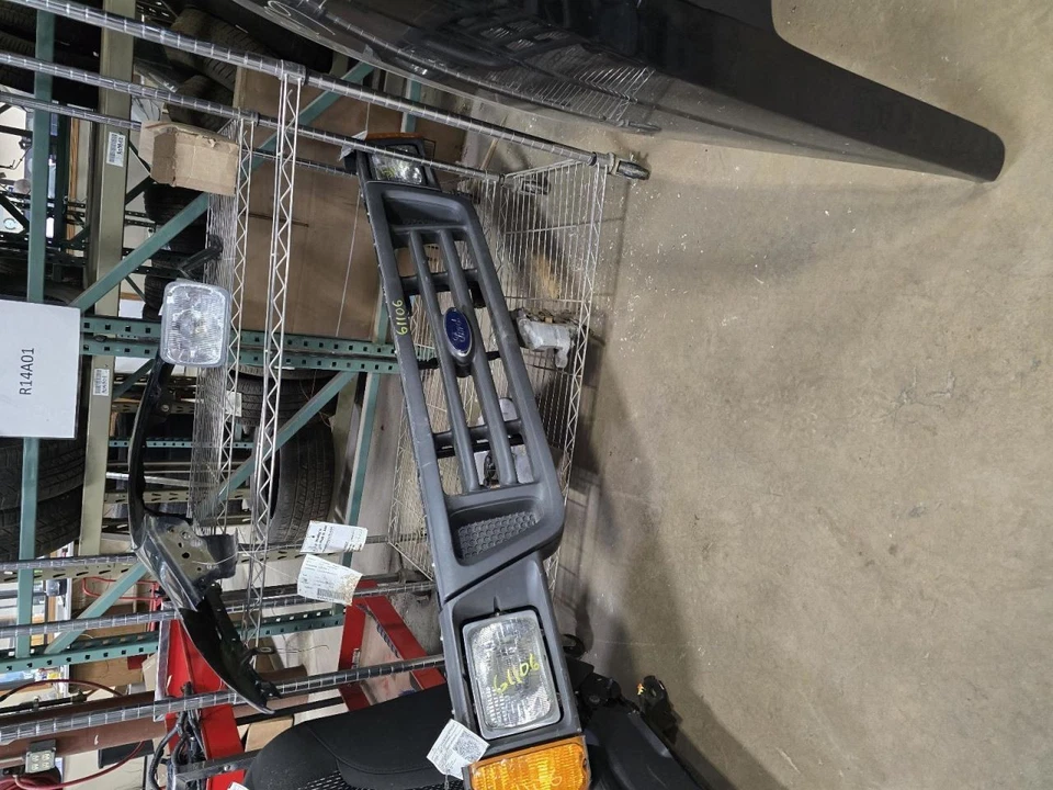 Grille Textured Med Platinum Fits 03-07 FORD E150 VAN 4350382 - Image 1 of 1