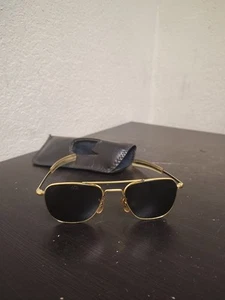 American Optical Gold Vintage Aviator Sunglasses Pilot - Picture 1 of 5