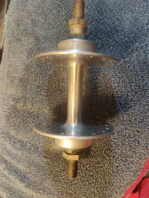 Vintage NOS MAX Aluminum Medium High Flange Hub solid axle 36holes - Image 1 of 4