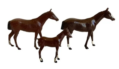 3 GRAN Bretaña juguete de plomo mazorca de pie caballo marrón 550 animal de granja 602 potro Foto 1 de 4