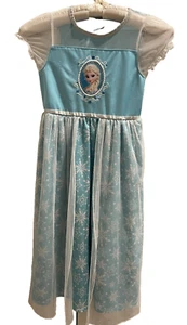 Elsa, Frozen Dress/Costume - Girl's Size M/8 Disney Store Merchandise - Picture 1 of 4