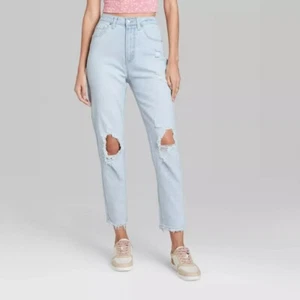 Women's Super-High Rise Distressed Mom Jeans Size 00 - Wild Fable Light Wash NEW - Picture 1 of 6