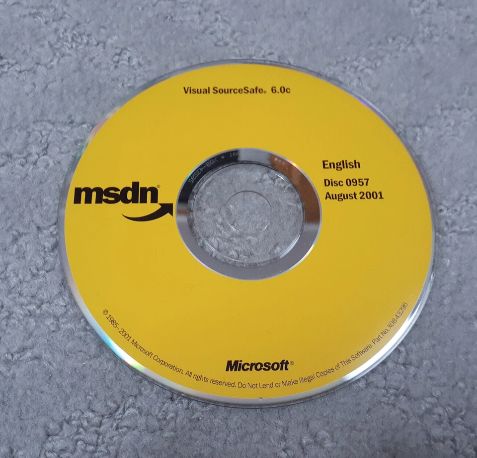 MSDN Disc 0957 Augusta 2001 Visual SourceSafe 6.0c - Image 1 of 1