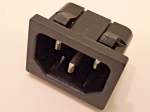 AC 250V 15A IEC 320 C14 Panel Mount Plug Adapter Power Connector Socket - Picture 1 of 4