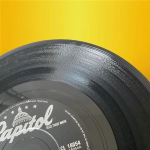 Beach Boys – Good Vibrations / Wendy 7" Vinyl 1966 Capitol EX/VG Surf Rock - Picture 1 of 8