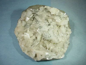 BUTW Stilbite Crystal Cluster Display Specimen 6151B - Picture 1 of 1