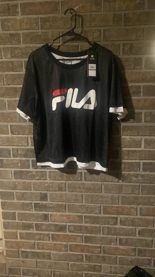 Camiseta para mujer Fila Time Honored talla 1X negra nueva con etiquetas Foto 1 de 1