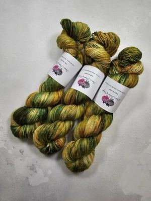 Sw Merino Seide Kaschmir Garn, 4-ply, Griffweise Gewicht, 100 G, Golden Wiese - Bild 1 von 4