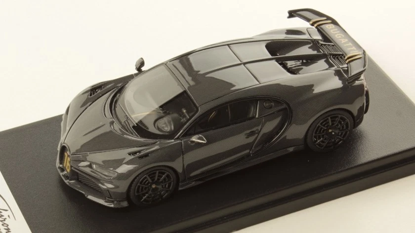 LOOKSMART LS520E BUGATTI CHIRON PUR SPORT FULL CARBON 1:43 Modellino - Immagine 1 di 1