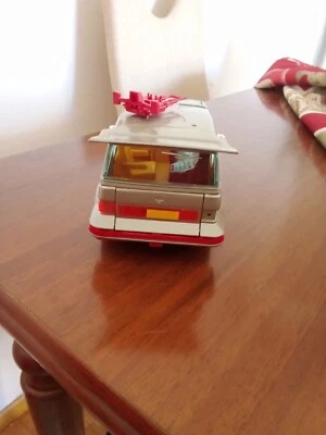 van interceptor ufo burago - Immagine 1 di 3