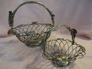 VINTAGE BEAUTIFUL SILVER PLATED FRUIT BASKETS - Picture 1 of 7