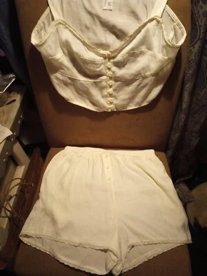 Pijama de salón corto y superior Forever 21 talla grande  Foto 1 de 4