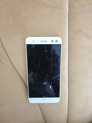 ZTE Blade V7 Lite - 16GB - Silber (Ohne Simlock) Smartphone - Bild 1 von 2